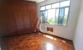 Imagem 2: Apartamento de dois quartos no coração da Vila da Penha