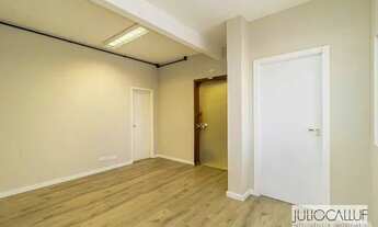 Imagem 3: CONJUNTO/SALA COMERCIAL à venda com 190m² por R$ 770.000,00 no bairro Centro - CURITIBA