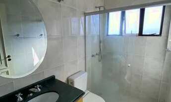 Imagem 3: Apartamento para venda possui 225 metros quadrados com 3 quartos em Uvaranas - Ponta Gross