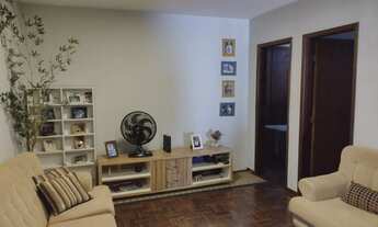 Imagem 3: Casa para venda tem 437 metros quadrados com 6 quartos