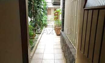 Imagem 4: Prédio comercial com 500 m² de construção, 5 vagas com 14 salas à 300 metros do Metrô Sant