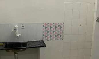 Imagem 3: Alugo quitinete fixa Gamboa com água luz e Internet incluso no valor