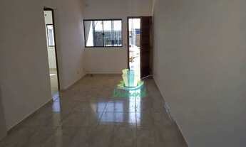 Imagem 5: Casa com 2 dormitórios para alugar com 50 m² por R$ 1.214/mês no Jardim Ipê III em Foz do