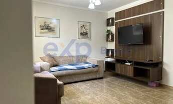 Imagem 7: Excelente sobrado frente pra rua em Curitiba no bairro Uberaba bem próximo ao mini preço d