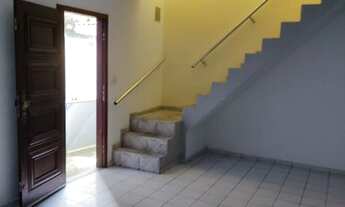 Imagem 2: Casa de vila para aluguel tem 105m² com 3 andares e 3 quartos