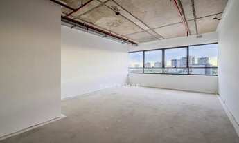 Imagem: Conjunto comercial no bairro Jardim Europa