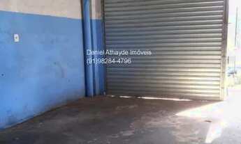 Imagem 4: D A Imóveis vende ponto comercial e casa na Dr Regis