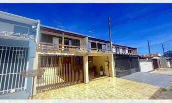 Imagem 4: Excelente sobrado frente pra rua em Curitiba no bairro Uberaba bem próximo ao mini preço d