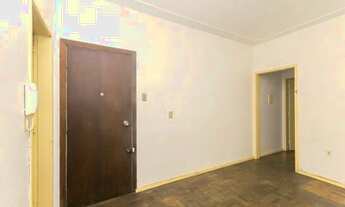 Imagem 2: PORTO ALEGRE - Apartamento Padrão - Farroupilha