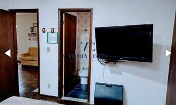 Imagem 5: Casa para venda tem 437 metros quadrados com 6 quartos