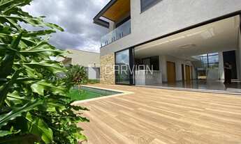 Imagem: Casa com 3 Quartos para venda Vila do Golf