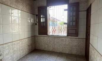 Imagem 2: Ponto Comercial à Venda na Av. José Malcher Casa de Esquina com 2 Andares e 113 m² Ideal