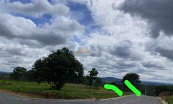 Imagem 4: Dois lotes paralelos a venda juntos condomínio de chácaras Reserva das Aroeiras- GO 020