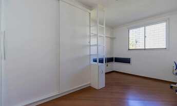 Imagem 2: Sobrado em condomínio com 3 quartos à venda no Bacacheri em Curitiba