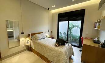 Imagem 4: Casa Térrea Florais Itália, com 3 suítes + Escritório, Com moveis planejados, R$ 3.4 Milhõ