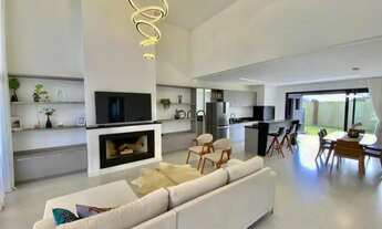 Imagem: Casa mobiliada com 04 suítes á venda no