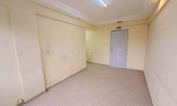 Imagem 6: IMOBILIARIA JUVEVE ALUGA SALA CONJUNTO COMERCIAL BACACHERI PRX ERASTO GAERTNER OTICA BACAC