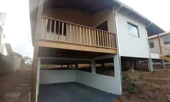 Imagem 3: Vende-se Casa Espaçosa com Linda Vista!