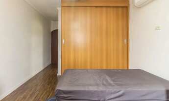 Imagem 7: Casa para venda em Parque São Domingos com 3 quartos, sendo 3 suítes , 222m²