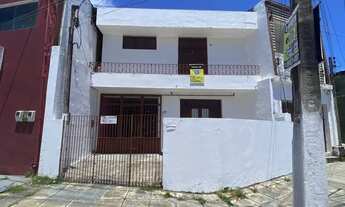 Imagem: Sobrado para venda tem 272 metros quadrados