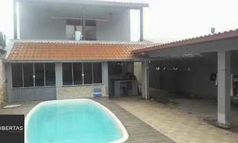 Imagem: Casa para Venda - 180m², 3 dormitórios