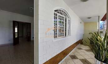 Imagem 4: Excelente Casa Comercial no Santa Cruz Industrial com 2 apartamentos no fundo