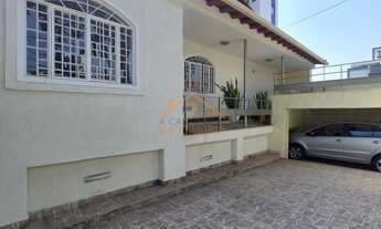 Imagem 2: Excelente Casa Comercial no Santa Cruz Industrial com 2 apartamentos no fundo