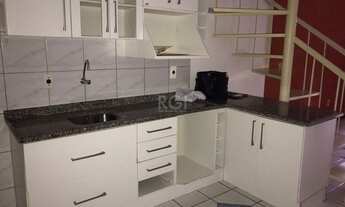 Imagem 2: Porto Alegre - Casa Padrão - Tristeza