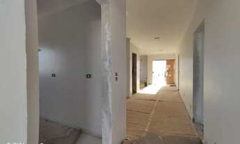 Imagem 3: Cobertura na planta com 1 suíte + 2 dormitórios à venda, por R$ 550.000 - Coqueiral - Casc