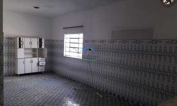 Imagem: Vinhedo - Casa de Vila - Centro