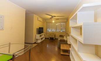 Imagem 3: REFORMADO, EM FRENTE A PRAÇA DA ENCOL