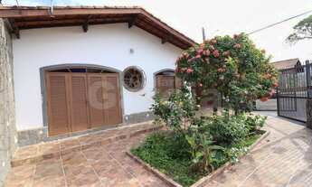 Imagem 2: Casa a venda em Peruíbe, com 3 dormitórios