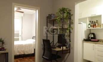 Imagem 2: Porto Alegre - Apartamento Padrão - Santana