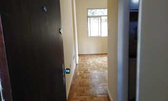 Imagem 3: Apto Centro, frente, reformado, muito sol, Rua 16 de março, excelente preço - Petrópolis