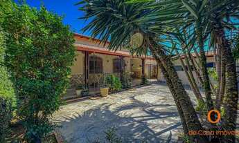 Imagem 2: Casa para venda possui 267 metros quadrados com 3 quartos em Santa Mônica - Belo Horizonte