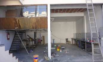 Imagem 5: Loja/prédio comercial/galpão de frente para a rua com área útil estimada de 232 m². Espaço