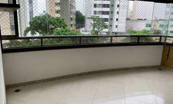 Imagem 3: Apartamento no Itaigara sendo 3 quartos com 1 suíte, varanda ampla no melhor do Itaigara