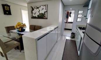 Imagem 6: Excelente apartamento amplo de três dormitórios, sendo um suíte