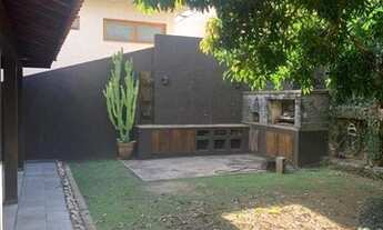 Imagem 4: Casa para Venda em Barueri, Alphaville, 4 dormitórios, 2 suítes, 5 banheiros, 6 vagas