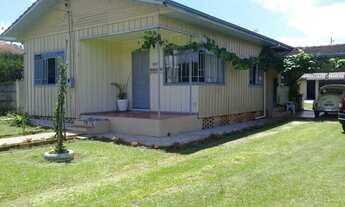 Imagem: Casa de madeira com edícula - centro de