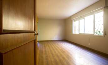 Imagem 2: Apartamento com 3 dormitórios à venda em Pelotas