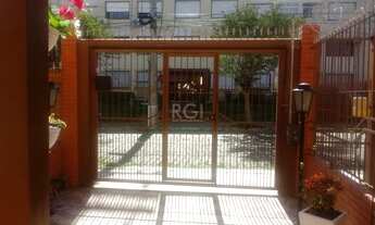 Imagem: Porto Alegre - Casa Padrão - Jardim Ypu