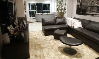 Imagem 4: BELÍSSIMO APARTAMENTO DE 3 DORMS, 3 SUÍTES E 3 VAGAS DEMARCADAS COM 199m2 DE FRENTE PARA O