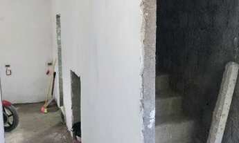 Imagem 5: Casa recém construída em Piedade, próximo a Delegacia