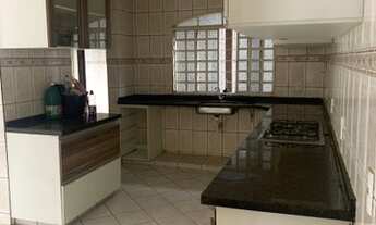 Imagem 6: Sobrado de esquina no residencial Santos Dumont