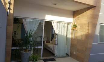 Imagem 2: Linda Casa em Residencial fechado 2/4 com suíte (Terreno 180m2