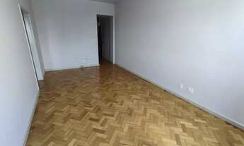 Imagem 2: Apartamento para venda possui 70 metros quadrados com 2 quartos em Tijuca - Rio de Janeiro