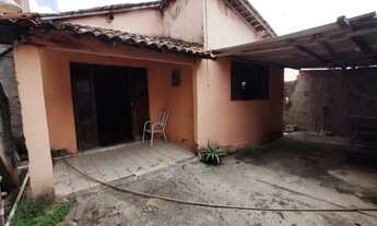 Imagem: Vende esse prédio e uma casa com garagem