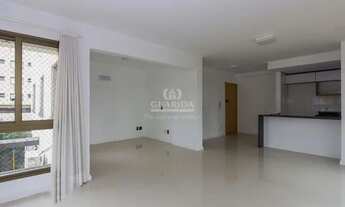 Imagem 2: Apartamento de 2 dormitórios, sendo 1 suíte no bairro Passo D'areia, com VAGA DUPLA C