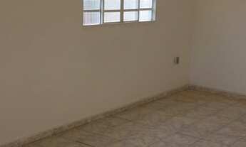 Imagem: Ponto comercial/Loja/Box para aluguel possui